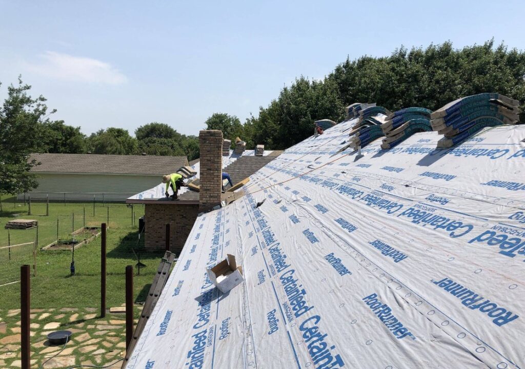 Don't Wait Until It's Too Late: Top Warning Signs You Need Roof Leak Repair